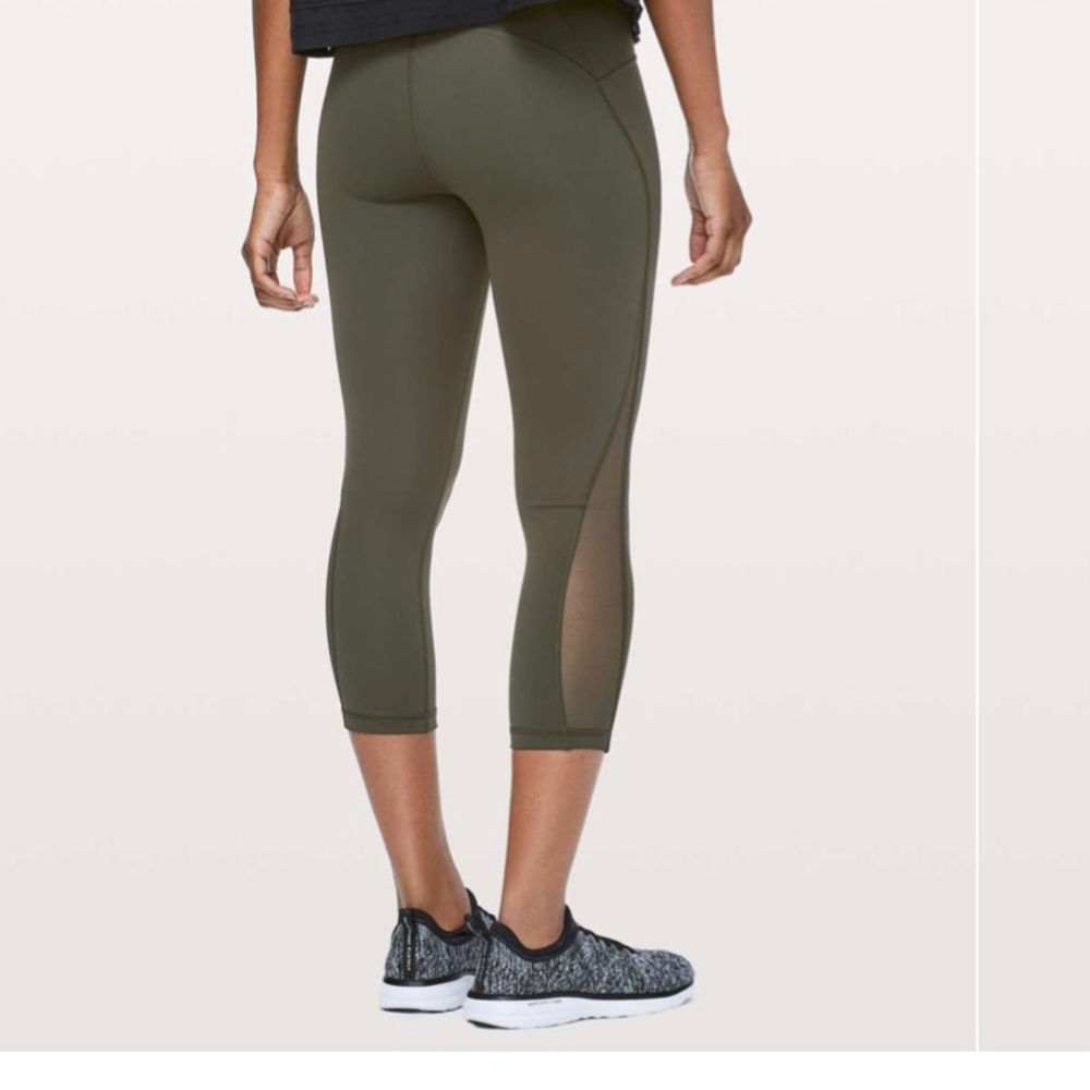 Lululemon Train Times Crop 21 inches size 6 Dark Olive